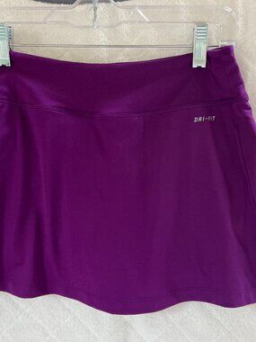 Nike magenta Dri-Fit tennis skirt